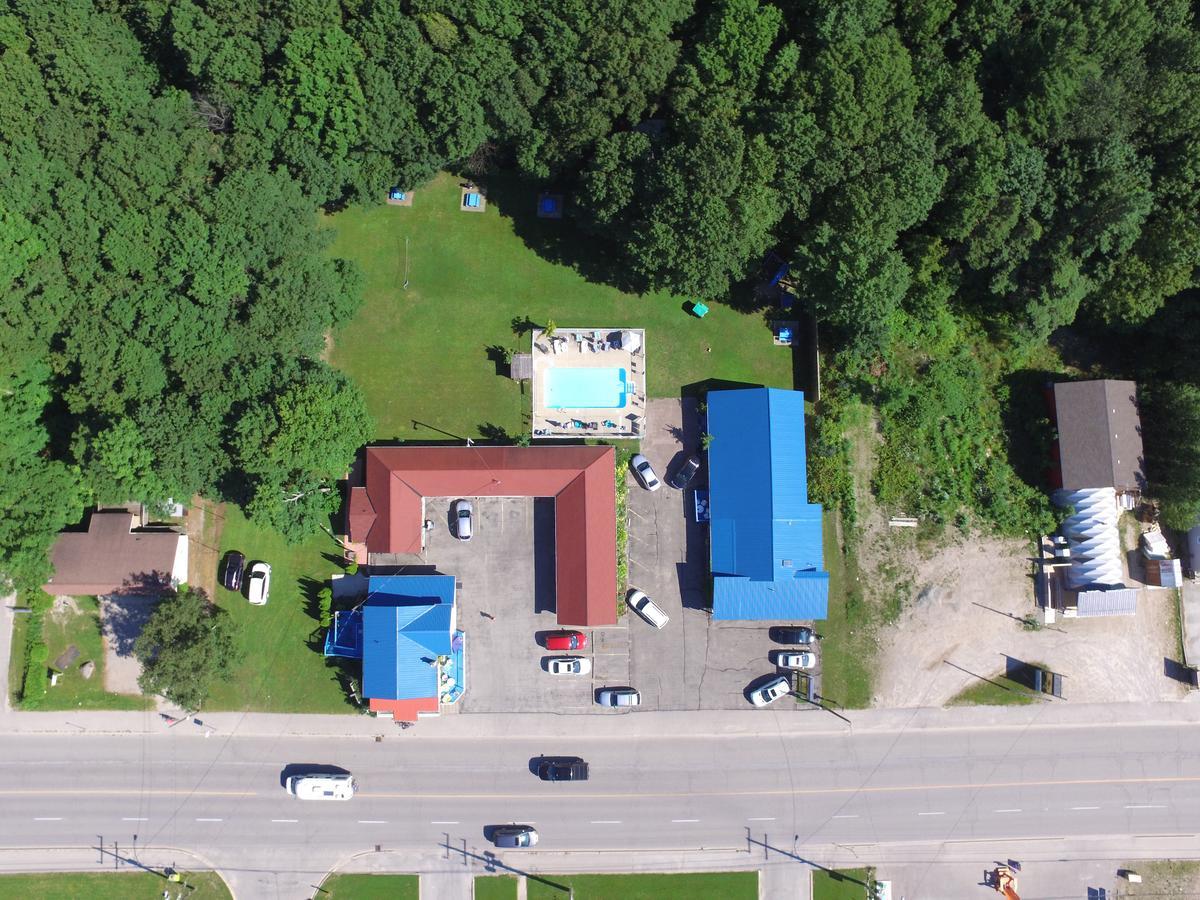 Lakeview Motel & Cottages Сабъл Бийч Екстериор снимка